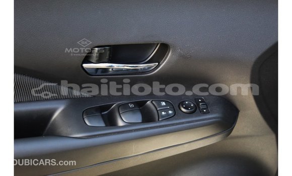 Buy Import Nissan Evalia Other Truck in Import - Dubai in Artibonite Buy Import Nissan Evalia Other Truck in Import - Dubai in Artibonite