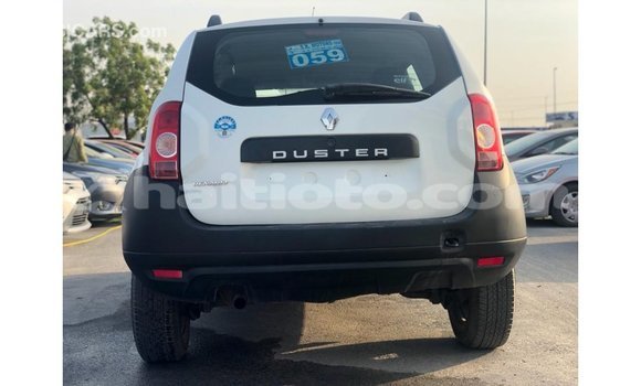 Acheter Import Voiture Renault Duster Blanc à Import - Dubai, Artibonite Acheter Import Voiture Renault Duster Blanc à Import - Dubai, Artibonite