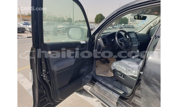Buy Import Toyota Land Cruiser Black Car in Import - Dubai in Artibonite Buy Import Toyota Land Cruiser Black Car in Import - Dubai in Artibonite