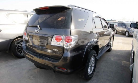 Acheter Import Voiture Toyota Fortuner Autre à Import - Dubai, Artibonite Acheter Import Voiture Toyota Fortuner Autre à Import - Dubai, Artibonite