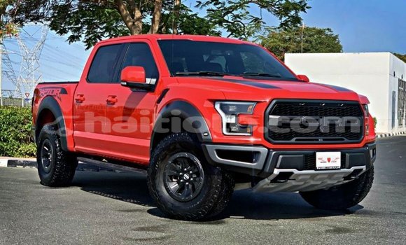 Acheter Import Voiture Ford Club Wagon Rouge à Import - Dubai, Artibonite Acheter Import Voiture Ford Club Wagon Rouge à Import - Dubai, Artibonite