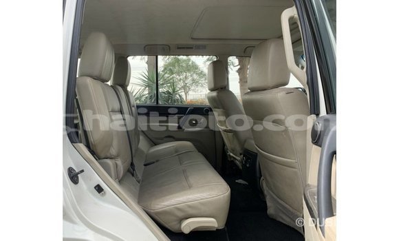 Acheter Import Voiture Mitsubishi Pajero Blanc à Import - Dubai, Artibonite Acheter Import Voiture Mitsubishi Pajero Blanc à Import - Dubai, Artibonite