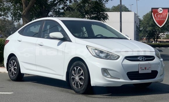 Buy Import Hyundai Accent White Car in Import - Dubai in Artibonite