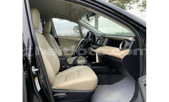 Acheter Import Voiture Toyota 4Runner Noir à Import - Dubai, Artibonite Acheter Import Voiture Toyota 4Runner Noir à Import - Dubai, Artibonite