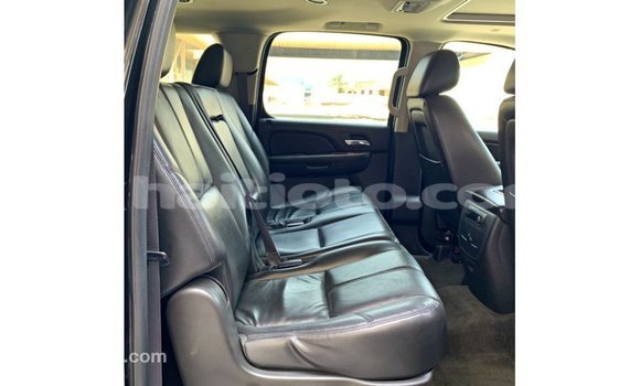 Acheter Import Voiture Chevrolet Suburban Noir à Import - Dubai, Artibonite Acheter Import Voiture Chevrolet Suburban Noir à Import - Dubai, Artibonite