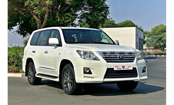 Acheter Import Voiture Lexus LX Blanc à Import - Dubai, Artibonite Acheter Import Voiture Lexus LX Blanc à Import - Dubai, Artibonite