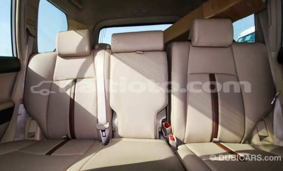 Acheter Import Voiture Toyota Prado Blanc à Import - Dubai, Artibonite Acheter Import Voiture Toyota Prado Blanc à Import - Dubai, Artibonite