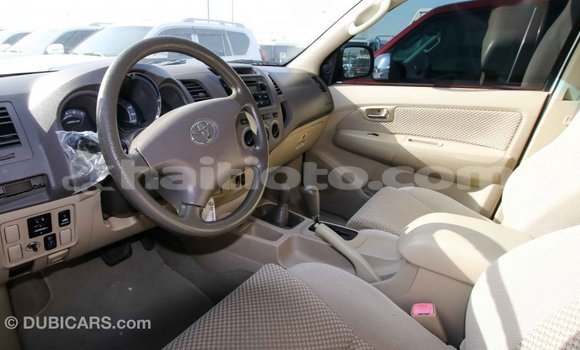 Acheter Import Voiture Toyota Fortuner Blanc à Import - Dubai, Artibonite Acheter Import Voiture Toyota Fortuner Blanc à Import - Dubai, Artibonite