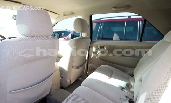 Acheter Import Voiture Toyota Fortuner Blanc à Import - Dubai, Artibonite Acheter Import Voiture Toyota Fortuner Blanc à Import - Dubai, Artibonite