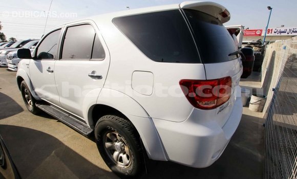 Acheter Import Voiture Toyota Fortuner Blanc à Import - Dubai, Artibonite Acheter Import Voiture Toyota Fortuner Blanc à Import - Dubai, Artibonite