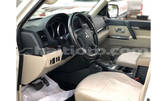 Acheter Import Voiture Mitsubishi Pajero Blanc à Import - Dubai, Artibonite Acheter Import Voiture Mitsubishi Pajero Blanc à Import - Dubai, Artibonite