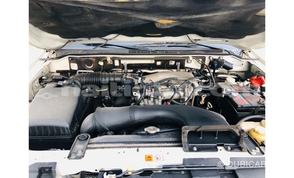 Acheter Import Voiture Mitsubishi Pajero Blanc à Import - Dubai, Artibonite Acheter Import Voiture Mitsubishi Pajero Blanc à Import - Dubai, Artibonite