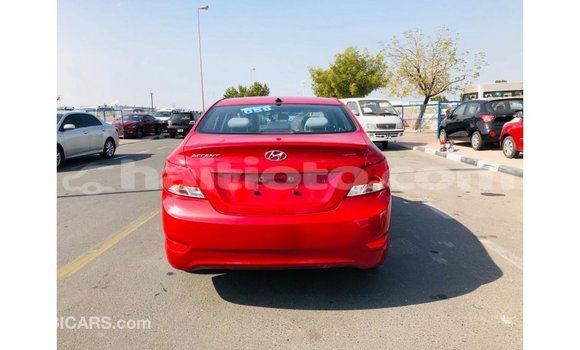 Acheter Import Voiture Hyundai Accent Rouge à Import - Dubai, Artibonite Acheter Import Voiture Hyundai Accent Rouge à Import - Dubai, Artibonite