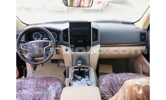 Acheter Import Voiture Toyota Land Cruiser Noir à Import - Dubai, Artibonite Acheter Import Voiture Toyota Land Cruiser Noir à Import - Dubai, Artibonite