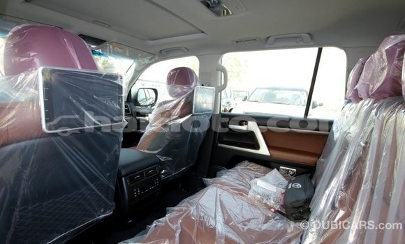 Acheter Import Voiture Toyota Land Cruiser Noir à Import - Dubai, Artibonite Acheter Import Voiture Toyota Land Cruiser Noir à Import - Dubai, Artibonite