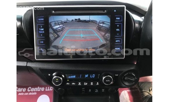 Acheter Import Voiture Toyota Hilux Autre à Import - Dubai, Artibonite Acheter Import Voiture Toyota Hilux Autre à Import - Dubai, Artibonite