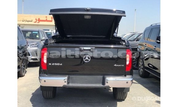 Acheter Import Voiture Mercedes-Benz 250 Noir à Import - Dubai, Artibonite Acheter Import Voiture Mercedes-Benz 250 Noir à Import - Dubai, Artibonite