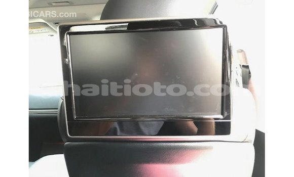 Acheter Import Voiture Toyota Land Cruiser Blanc à Import - Dubai, Artibonite Acheter Import Voiture Toyota Land Cruiser Blanc à Import - Dubai, Artibonite