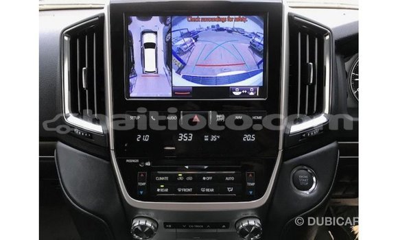 Acheter Import Voiture Toyota Land Cruiser Blanc à Import - Dubai, Artibonite Acheter Import Voiture Toyota Land Cruiser Blanc à Import - Dubai, Artibonite