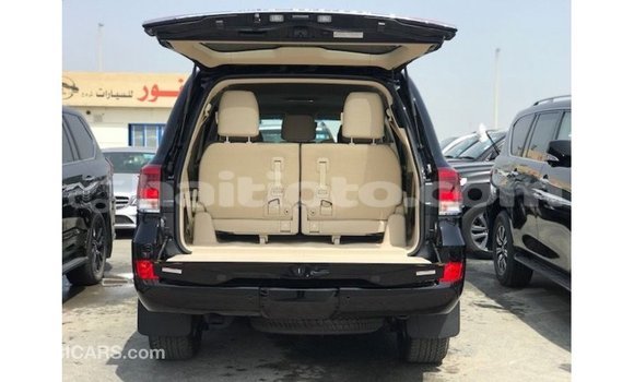 Acheter Import Voiture Toyota Land Cruiser Noir à Import - Dubai, Artibonite Acheter Import Voiture Toyota Land Cruiser Noir à Import - Dubai, Artibonite