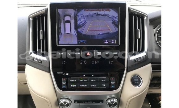 Acheter Import Voiture Toyota Land Cruiser Noir à Import - Dubai, Artibonite Acheter Import Voiture Toyota Land Cruiser Noir à Import - Dubai, Artibonite