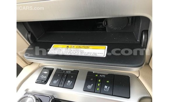 Acheter Import Voiture Toyota Land Cruiser Noir à Import - Dubai, Artibonite Acheter Import Voiture Toyota Land Cruiser Noir à Import - Dubai, Artibonite