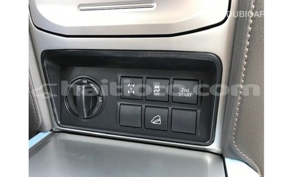 Acheter Import Voiture Toyota Prado Rouge à Import - Dubai, Artibonite Acheter Import Voiture Toyota Prado Rouge à Import - Dubai, Artibonite