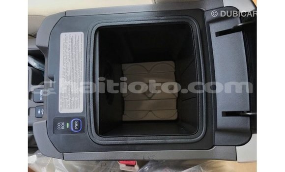 Acheter Import Voiture Toyota Prado Rouge à Import - Dubai, Artibonite Acheter Import Voiture Toyota Prado Rouge à Import - Dubai, Artibonite