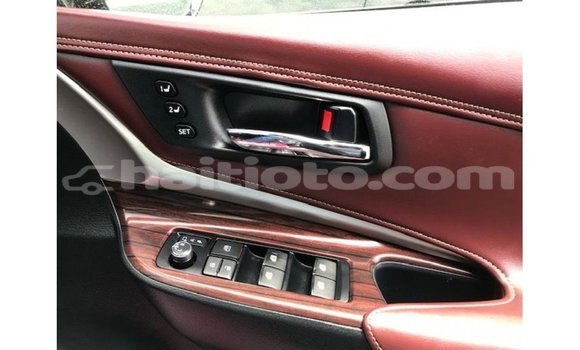 Acheter Import Voiture Toyota Harrier Noir à Import - Dubai, Artibonite Acheter Import Voiture Toyota Harrier Noir à Import - Dubai, Artibonite