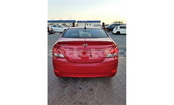 Acheter Import Voiture Hyundai Accent Rouge à Import - Dubai, Artibonite Acheter Import Voiture Hyundai Accent Rouge à Import - Dubai, Artibonite