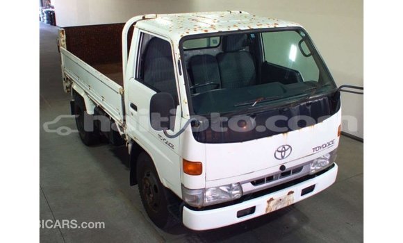 Acheter Import Voiture Toyota Dyna Blanc à Import - Dubai, Artibonite Acheter Import Voiture Toyota Dyna Blanc à Import - Dubai, Artibonite