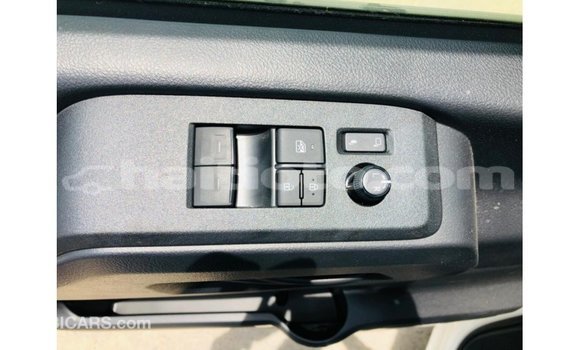 Acheter Import Voiture Toyota Hiace Blanc à Import - Dubai, Artibonite Acheter Import Voiture Toyota Hiace Blanc à Import - Dubai, Artibonite