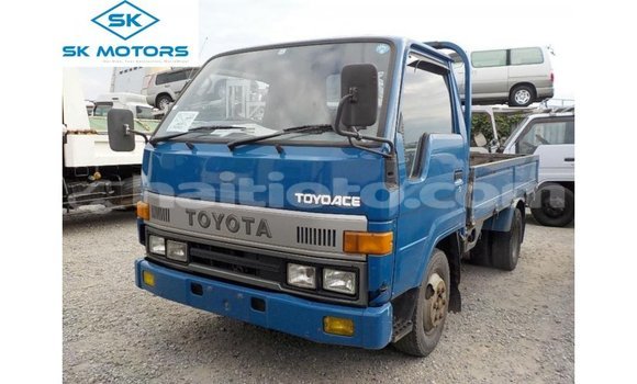 Buy Import Toyota Dyna Blue Car in Import - Dubai in Artibonite