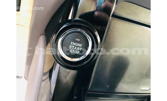 Acheter Import Voiture Toyota Prado Blanc à Import - Dubai, Artibonite Acheter Import Voiture Toyota Prado Blanc à Import - Dubai, Artibonite