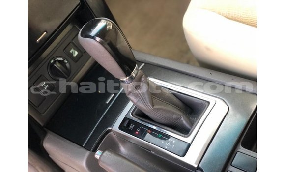Acheter Import Voiture Toyota Prado Blanc à Import - Dubai, Artibonite Acheter Import Voiture Toyota Prado Blanc à Import - Dubai, Artibonite