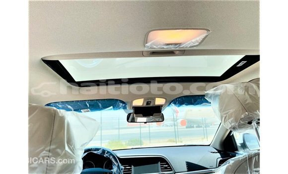 Acheter Import Voiture Hyundai Elantra Blanc à Import - Dubai, Artibonite Acheter Import Voiture Hyundai Elantra Blanc à Import - Dubai, Artibonite