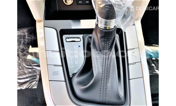 Acheter Import Voiture Hyundai Elantra Blanc à Import - Dubai, Artibonite Acheter Import Voiture Hyundai Elantra Blanc à Import - Dubai, Artibonite