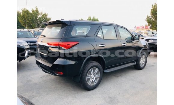 Acheter Import Voiture Toyota Fortuner Noir à Import - Dubai, Artibonite Acheter Import Voiture Toyota Fortuner Noir à Import - Dubai, Artibonite