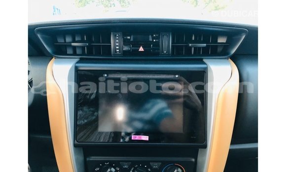 Acheter Import Voiture Toyota Fortuner Noir à Import - Dubai, Artibonite Acheter Import Voiture Toyota Fortuner Noir à Import - Dubai, Artibonite