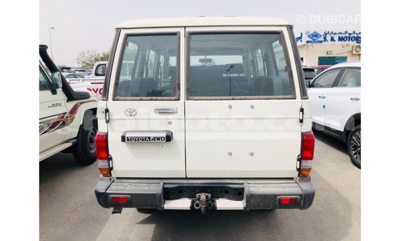 Buy Import Toyota Land Cruiser White Car in Import - Dubai in Artibonite Buy Import Toyota Land Cruiser White Car in Import - Dubai in Artibonite