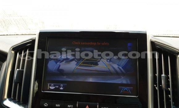 Acheter Import Voiture Toyota Land Cruiser Noir à Import - Dubai, Artibonite Acheter Import Voiture Toyota Land Cruiser Noir à Import - Dubai, Artibonite