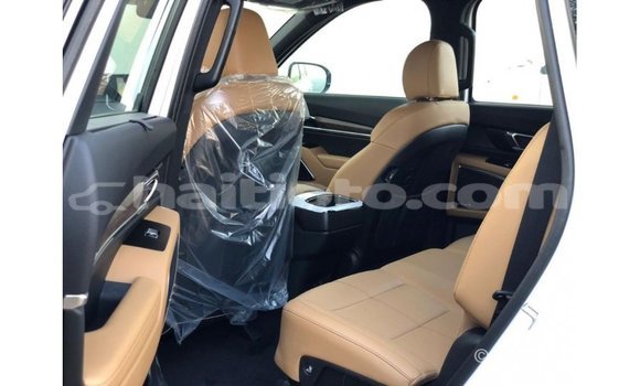 Acheter Import Voiture Kia Rio Blanc à Import - Dubai, Artibonite Acheter Import Voiture Kia Rio Blanc à Import - Dubai, Artibonite