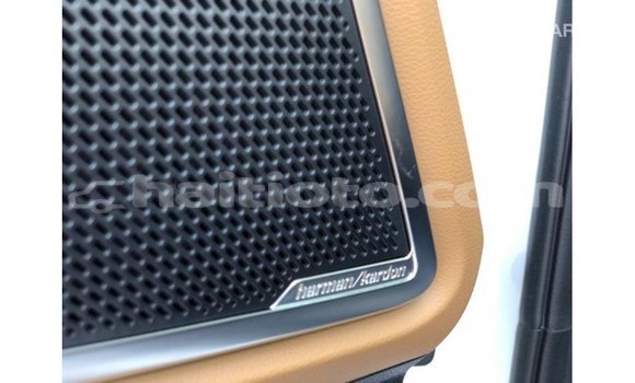 Acheter Import Voiture Kia Rio Blanc à Import - Dubai, Artibonite Acheter Import Voiture Kia Rio Blanc à Import - Dubai, Artibonite