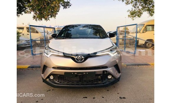 Acheter Import Voiture Toyota C-HR Autre à Import - Dubai, Artibonite Acheter Import Voiture Toyota C-HR Autre à Import - Dubai, Artibonite