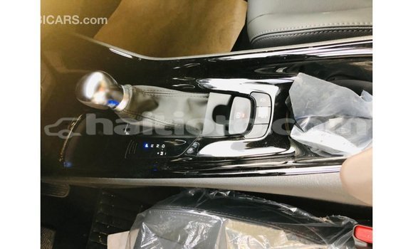 Acheter Import Voiture Toyota C-HR Autre à Import - Dubai, Artibonite Acheter Import Voiture Toyota C-HR Autre à Import - Dubai, Artibonite