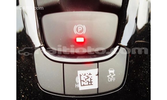 Acheter Import Voiture Toyota C-HR Autre à Import - Dubai, Artibonite Acheter Import Voiture Toyota C-HR Autre à Import - Dubai, Artibonite