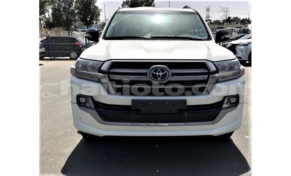 Buy Import Toyota Land Cruiser White Car in Import - Dubai in Artibonite Buy Import Toyota Land Cruiser White Car in Import - Dubai in Artibonite