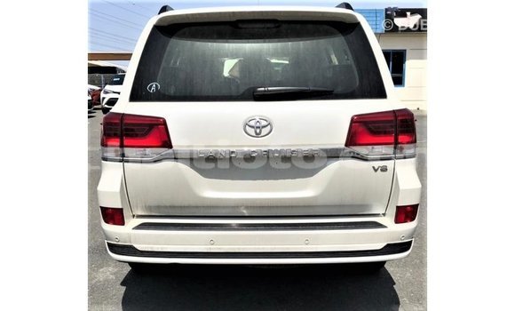 Buy Import Toyota Land Cruiser White Car in Import - Dubai in Artibonite Buy Import Toyota Land Cruiser White Car in Import - Dubai in Artibonite