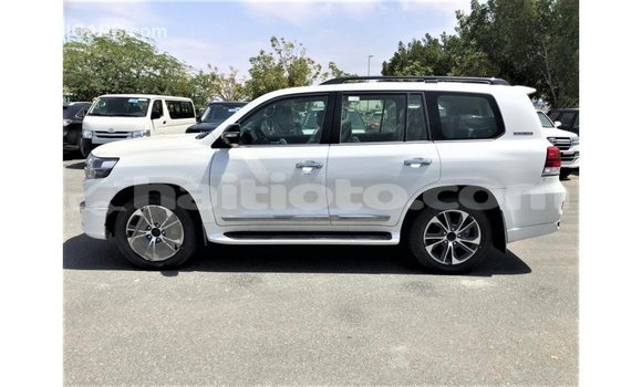 Buy Import Toyota Land Cruiser White Car in Import - Dubai in Artibonite Buy Import Toyota Land Cruiser White Car in Import - Dubai in Artibonite