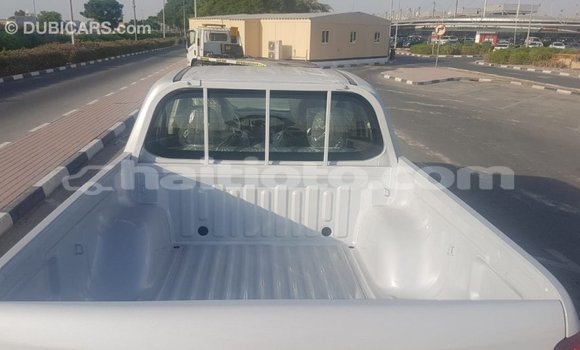 Acheter Import Voiture Mitsubishi L200 Blanc à Import - Dubai, Artibonite Acheter Import Voiture Mitsubishi L200 Blanc à Import - Dubai, Artibonite